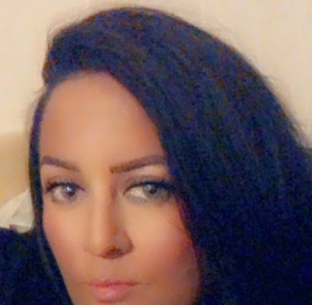 Meet your Posher, Kendra